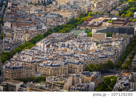The amazing buildings and streets of Paris from above 107129280