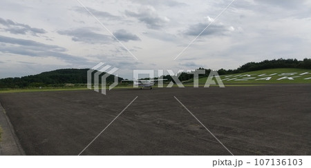 セスナ機　ふくしまスカイパーク 107136103