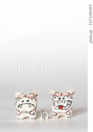 白いかわいいシーサー 白いかわいいシーサー 107146303