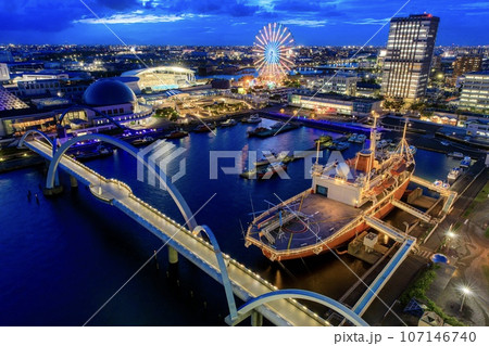 名古屋市、名古屋港水族館の夜景 107146740