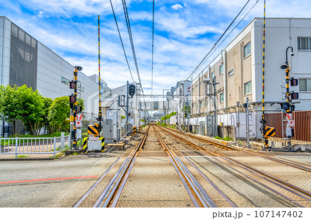 川崎市の都市風景　鈴木町駅 107147402