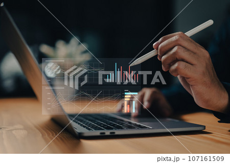 Analytic calculation software allows businesses to process and interpret large sets of data more efficiently. 107161509