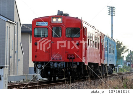 【水島臨海鉄道】キハ37形〜赤11号+水島色〜(水島本線:球場前〜倉敷市) 【水島臨海鉄道】キハ37形〜赤11号+水島色〜(水島本線:球場前〜倉敷市) 107161818