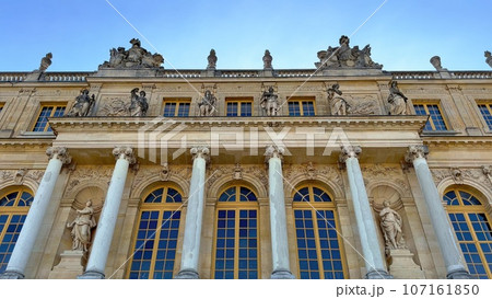 Versailles Castle in the city of Paris 107161850