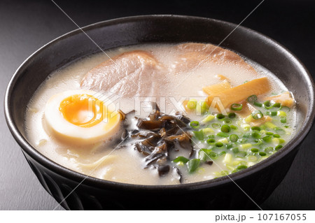 とんこつラーメン 107167055