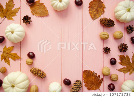 In the frame the inscription Hello autumn and autumn decor elements 107173738