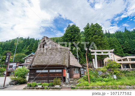 「富山県」五箇山合掌造り・世界遺産 「富山県」五箇山合掌造り・世界遺産 107177582