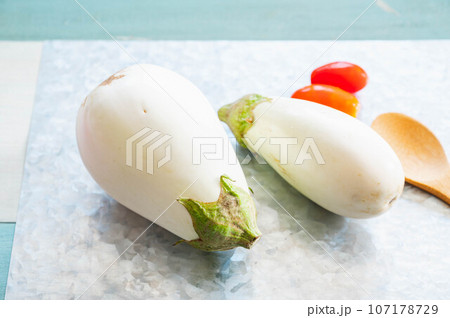 秋野菜 白ナス 秋野菜 白ナス 107178729