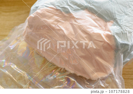 圧縮済みの荷物 圧縮済みの荷物 107178828