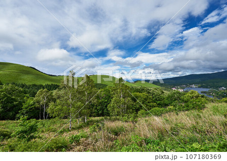 長野県 ビーナスライン 白樺湖展望台からの景色 長野県 ビーナスライン 白樺湖展望台からの景色 107180369