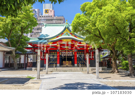 御霊神社 本殿 注連柱(大阪市中央区淡路町) 御霊神社 本殿 注連柱(大阪市中央区淡路町) 107183030