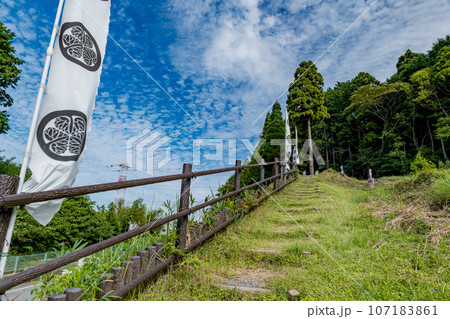 関ヶ原古戦場 桃配山の徳川家康最初陣地 関ヶ原古戦場 桃配山の徳川家康最初陣地 107183861