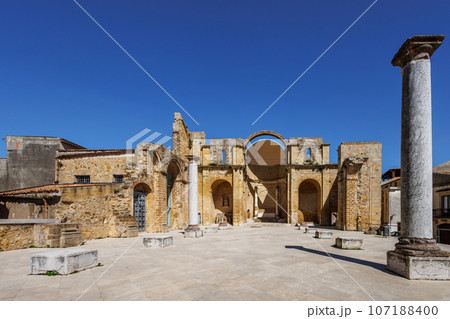 Salemi Castle "Castello normanno" on the island of Sicily Salemi Castle "Castello normanno" on the island of Sicily 107188400