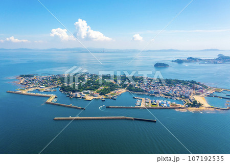 夏の日間賀島(愛知県南知多町) 夏の日間賀島(愛知県南知多町) 107192535