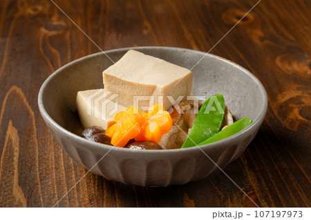 高野豆腐の含め煮 107197973