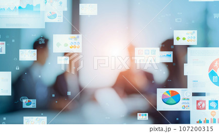 ミーティングするビジネスグループとデジタル書類イメージ 107200315