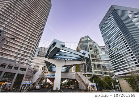 東京臨海新交通臨海線ゆりかもめ豊洲駅 107201569