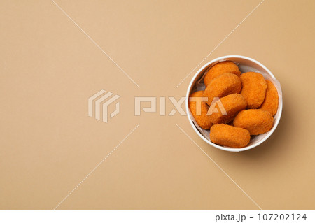 Fried mozzarella, tasty and delicious food, fried food Fried mozzarella, tasty and delicious food, fried food 107202124