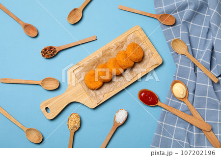 Fried mozzarella, tasty and delicious food, delicious fried food Fried mozzarella, tasty and delicious food, delicious fried food 107202196