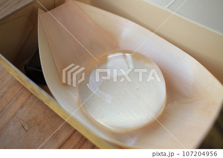 山梨県の銘菓 水信玄餅 山梨県の銘菓 水信玄餅 107204956