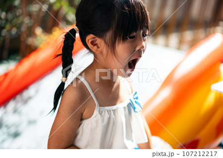 5 years old 107212217