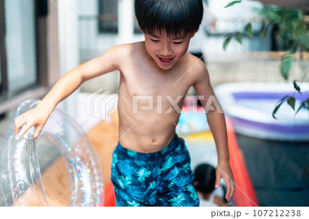 7 years old  &  5 years old 7 years old  &  5 years old 107212238