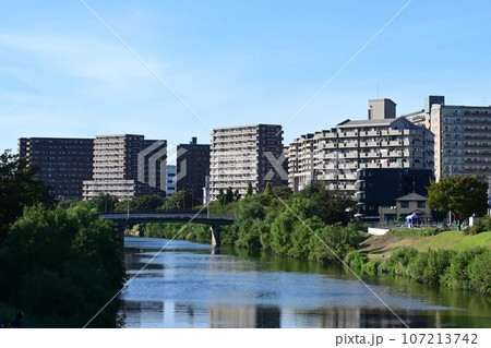 川のある風景 川のある風景 107213742