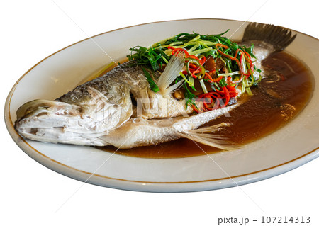 Steamed snapper fish with soy sauce in white ceramic plate.5 107214313