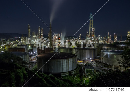JXTGエネルギー和歌山製油所の夜景(2023年9月) JXTGエネルギー和歌山製油所の夜景(2023年9月) 107217494