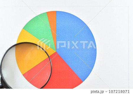 データ分析のイメージ データ分析のイメージ 107218071
