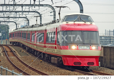 小田急 小田原線 伊勢原ー鶴巻温泉 7000形 7002F はこね LSE 小田急 小田原線 伊勢原ー鶴巻温泉 7000形 7002F はこね LSE 107219927