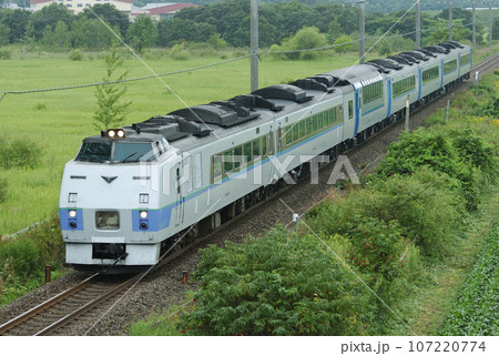 北の海の道民 石勝線 南千歳ー追分 JR北海道 キハ183系（苗穂） とかちの写真