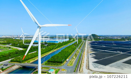 再生可能エネルギー　風力発電　太陽光発電　空撮 107226211
