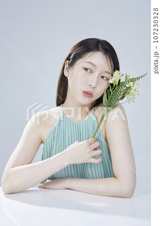 beauty concept photo of korean asain beautiful woman with cosmetic 107230328
