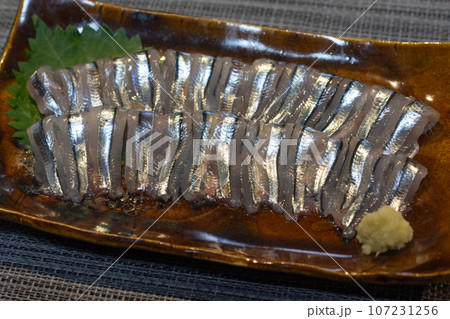 きびなごの刺身 手開き きびなごの刺身 手開き 107231256