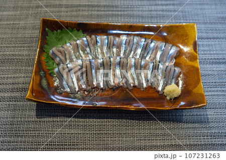 きびなごの刺身　手開き 107231263
