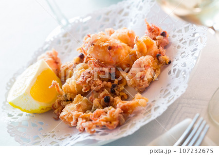 Chipirones, battered fried baby squid 107232675