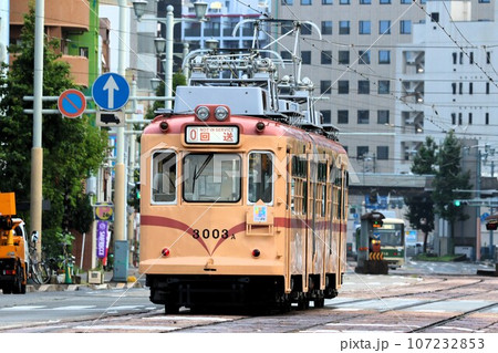 【広島電鉄】3000形(宇品線:広電本社前電停) 【広島電鉄】3000形(宇品線:広電本社前電停) 107232853