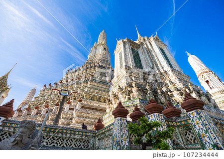 タイの暁の寺 ワットアルン(2023年撮影) タイの暁の寺 ワットアルン(2023年撮影) 107234444