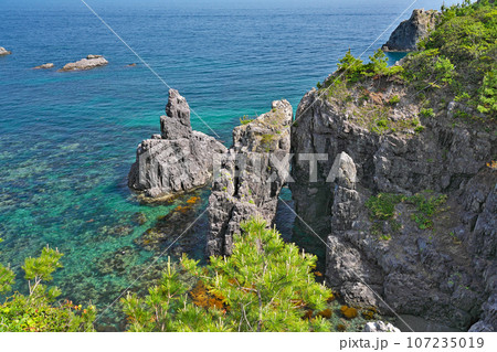【青海島自然研究路】 山口県長門市仙崎 紫津浦 107235019
