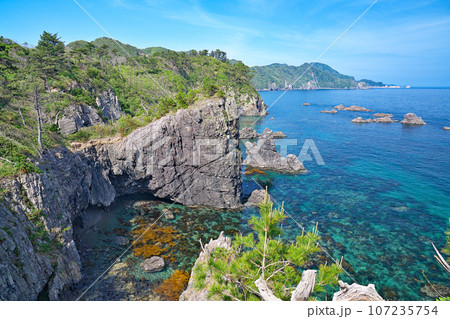 【青海島自然研究路】 山口県長門市仙崎 紫津浦 107235754