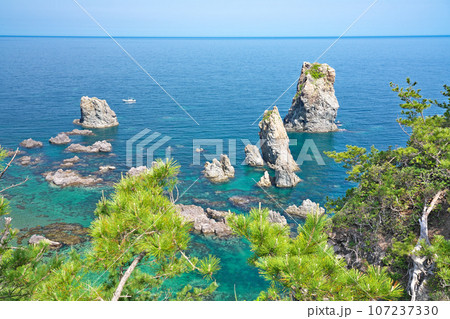 【青海島自然研究路】 山口県長門市仙崎 紫津浦 【青海島自然研究路】 山口県長門市仙崎 紫津浦 107237330