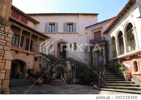 和歌山マリーナシティ【 ポルトヨーロッパ 】／ 和歌山市 107238360