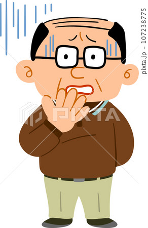 不安になるメガネをかけて普段着を着た中年男性　全身 107238775