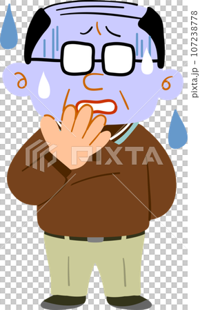 青ざめた顔色のメガネをかけて普段着を着た中年男性　全身 107238778