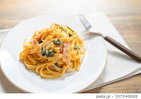 トマトクリームパスタ 107240688