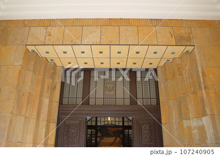 東京大学大講堂　安田講堂　東京帝国大学大講堂　本郷地区キャンパス　東京都文京区本郷　国登録有形文化財 107240905