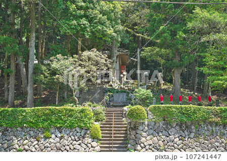【麻羅観音】 山口県長門市俵山 【麻羅観音】 山口県長門市俵山 107241447