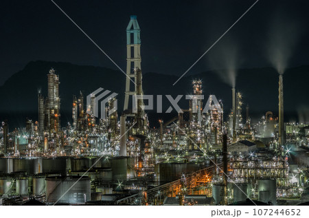 JXTGエネルギー和歌山製油所の夜景(2023年9月) JXTGエネルギー和歌山製油所の夜景(2023年9月) 107244652
