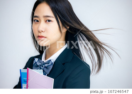 女子高生 真剣 広告イメージ 女子高生 真剣 広告イメージ 107246547